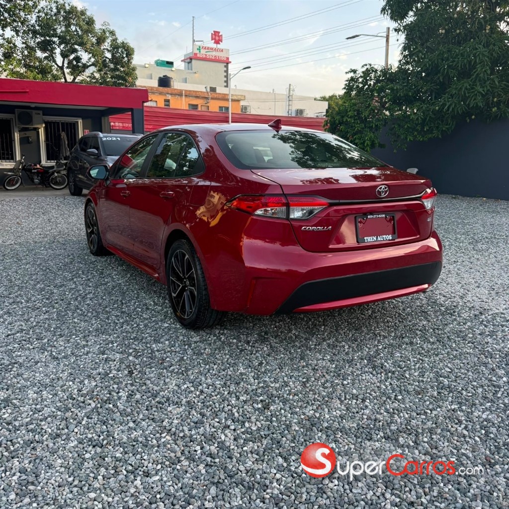 2021 Toyota Corolla LE — foto 4 / 12