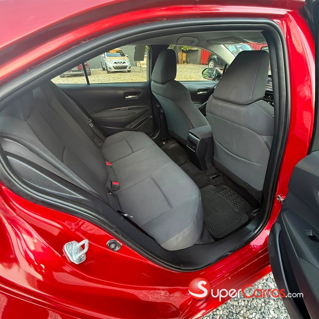 2021 Toyota Corolla LE — foto 10 / 12