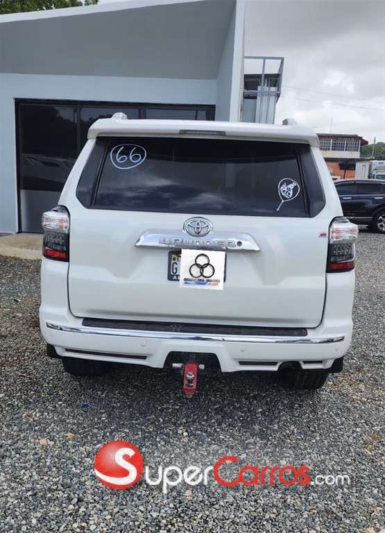 2014 Toyota 4 Runner Limited — foto 3 / 10
