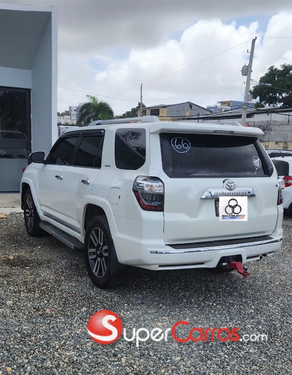 2014 Toyota 4 Runner Limited — foto 8 / 10