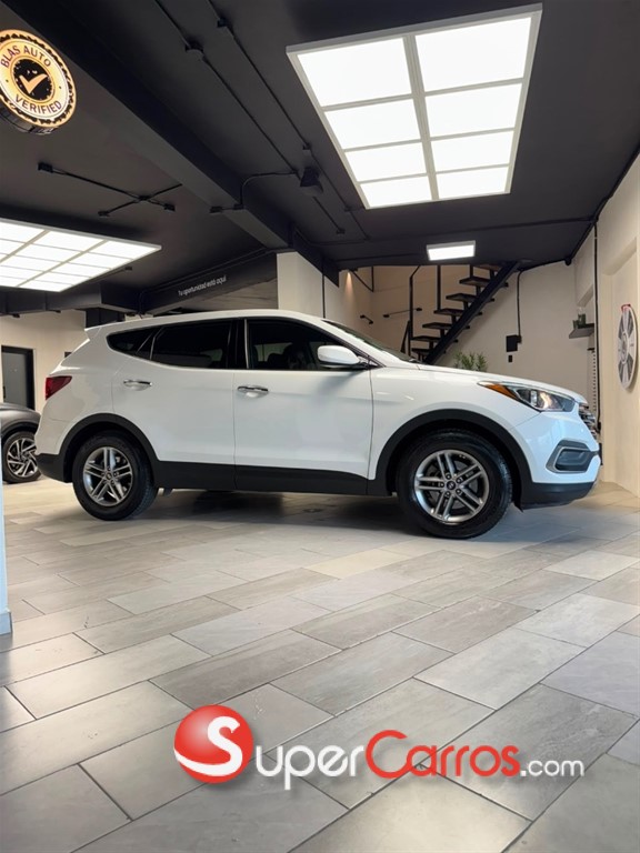 2018 Hyundai Santa Fe Sport — foto 2 / 10