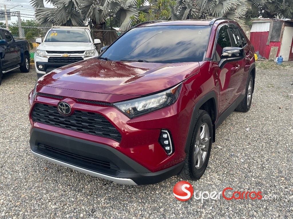 2020 Toyota RAV4 LE — foto 2 / 10