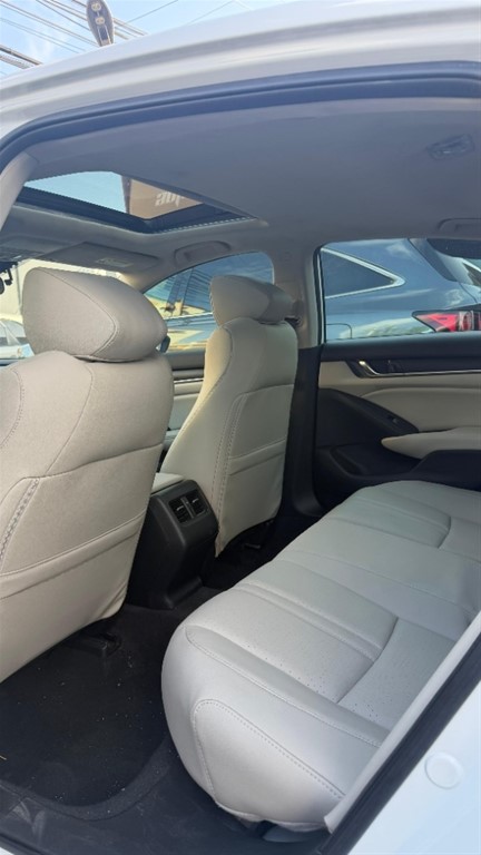 2020 Honda Accord EX — foto 5 / 10