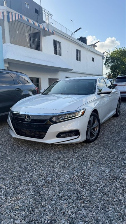 2020 Honda Accord EX — foto 6 / 10