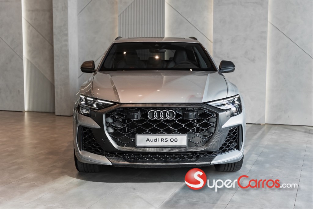 2026 Audi RS Q8 — foto 2 / 12