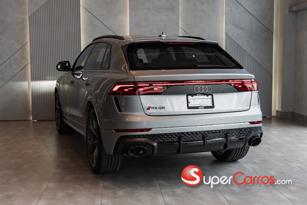 2026 Audi RS Q8 — foto 5 / 12
