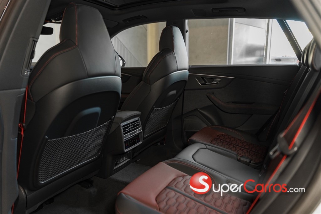 2026 Audi RS Q8 — foto 9 / 12