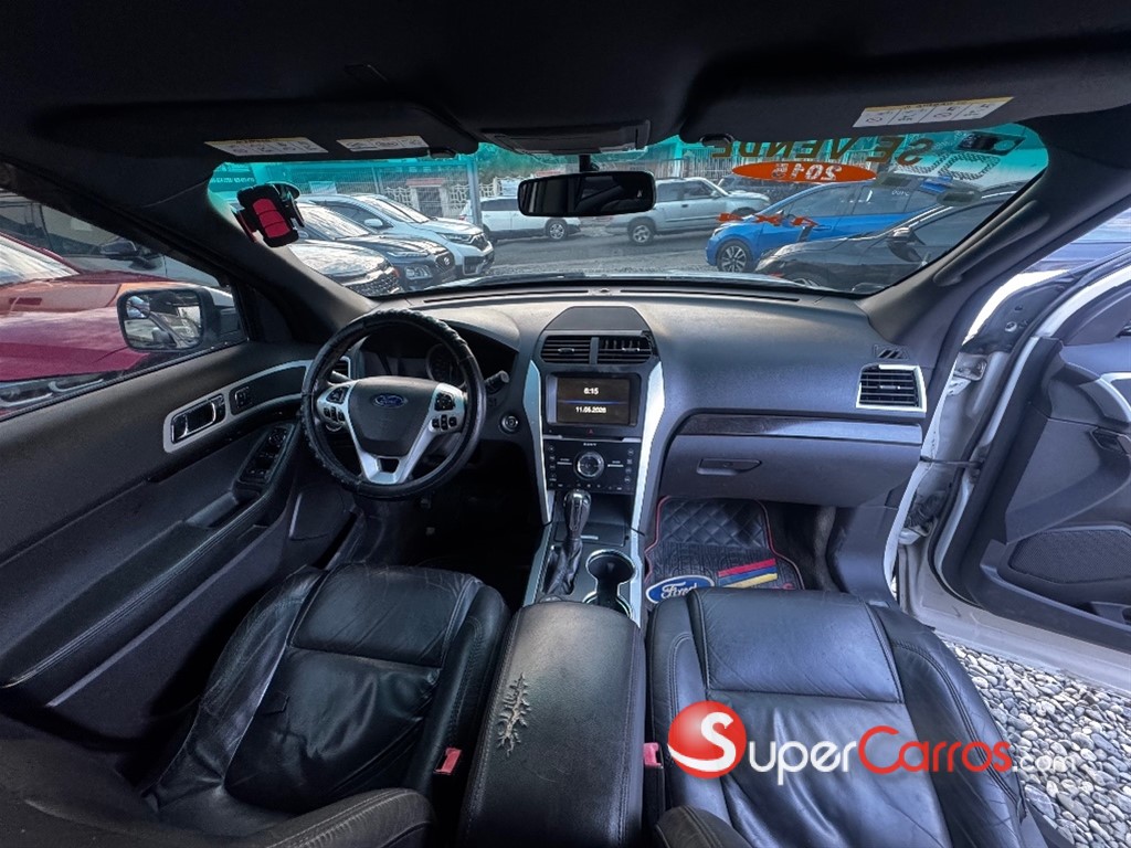 2015 Ford Explorer Limited — foto 6 / 10