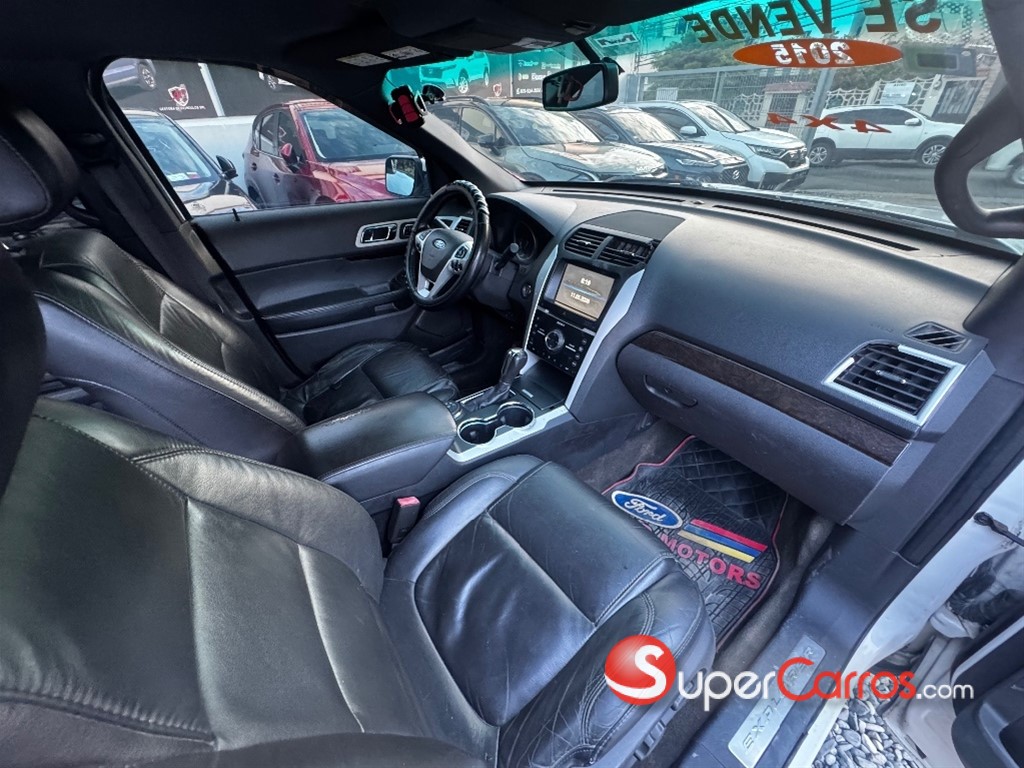 2015 Ford Explorer Limited — foto 7 / 10