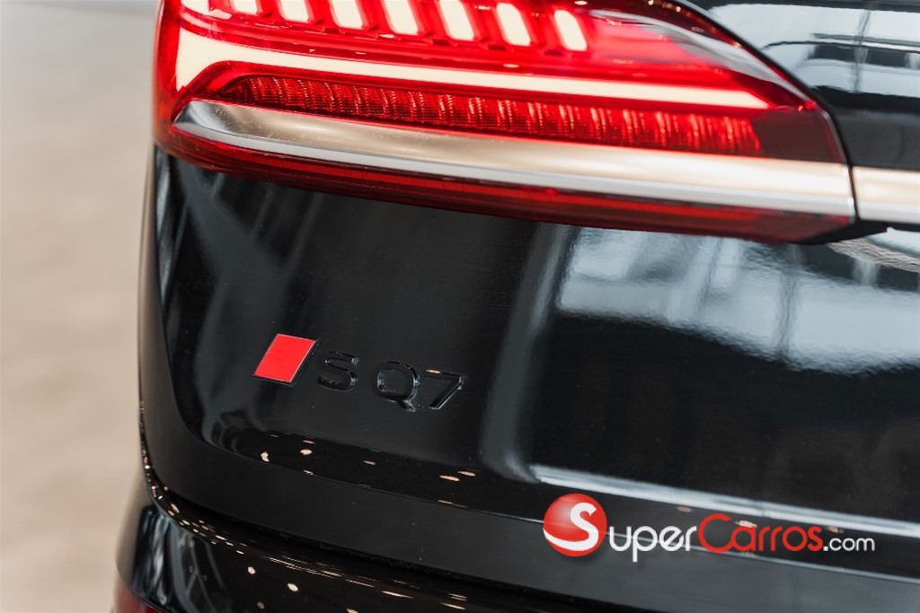 2025 Audi SQ7 — foto 5 / 12