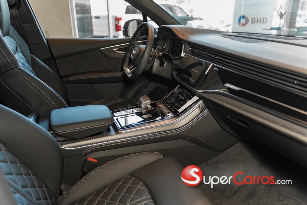 2025 Audi SQ7 — foto 9 / 12