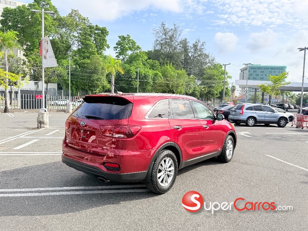 2020 Kia Sorento LX — foto 6 / 12