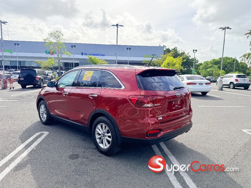 2020 Kia Sorento LX — foto 7 / 12