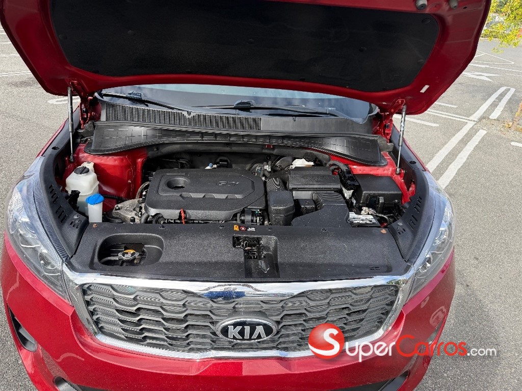 2020 Kia Sorento LX — foto 9 / 12