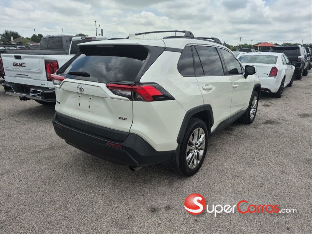 2021 Toyota RAV4 XLE Premium — foto 3 / 12