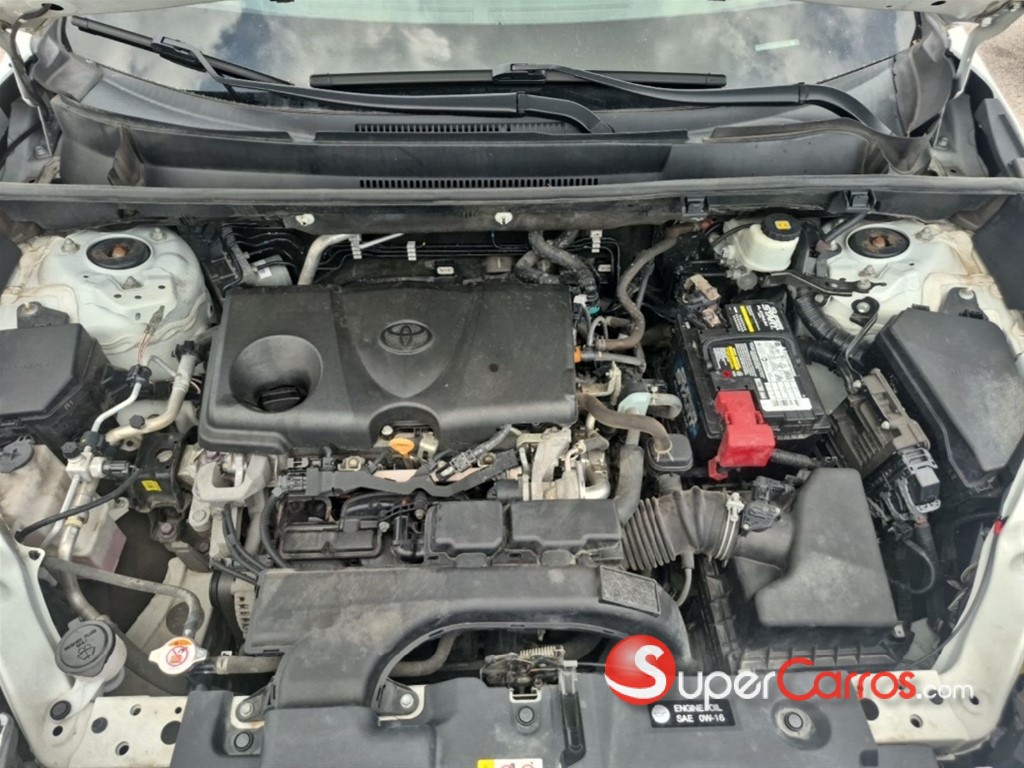 2021 Toyota RAV4 XLE Premium — foto 8 / 12