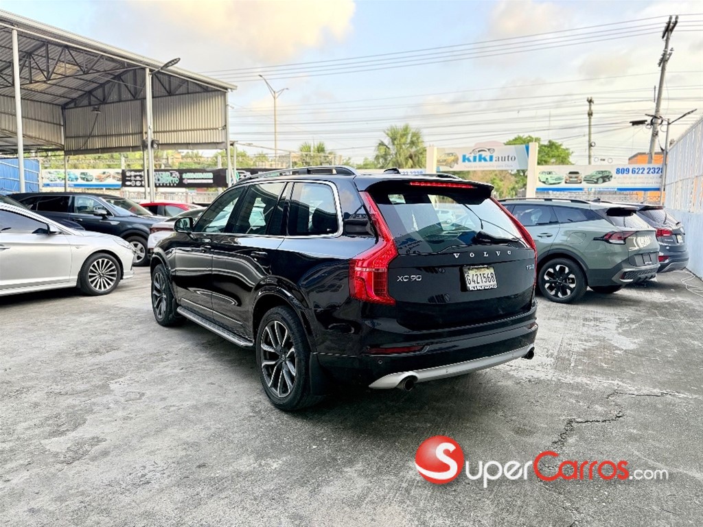 2018 Volvo XC90 Momentum T5 — foto 4 / 12