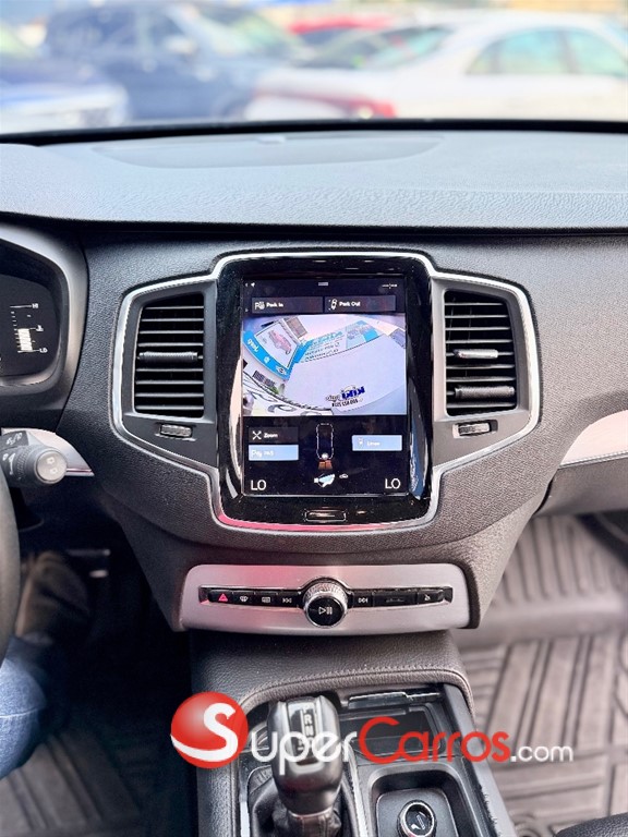 2018 Volvo XC90 Momentum T5 — foto 7 / 12