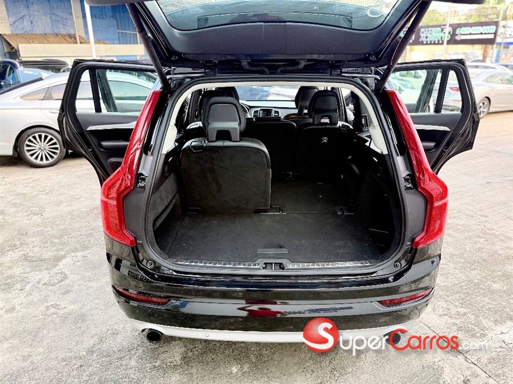2018 Volvo XC90 Momentum T5 — foto 11 / 12
