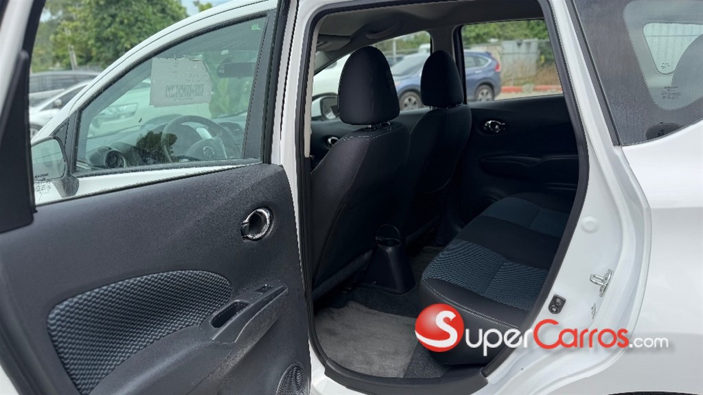 2017 Nissan Versa Note SV — foto 3 / 7