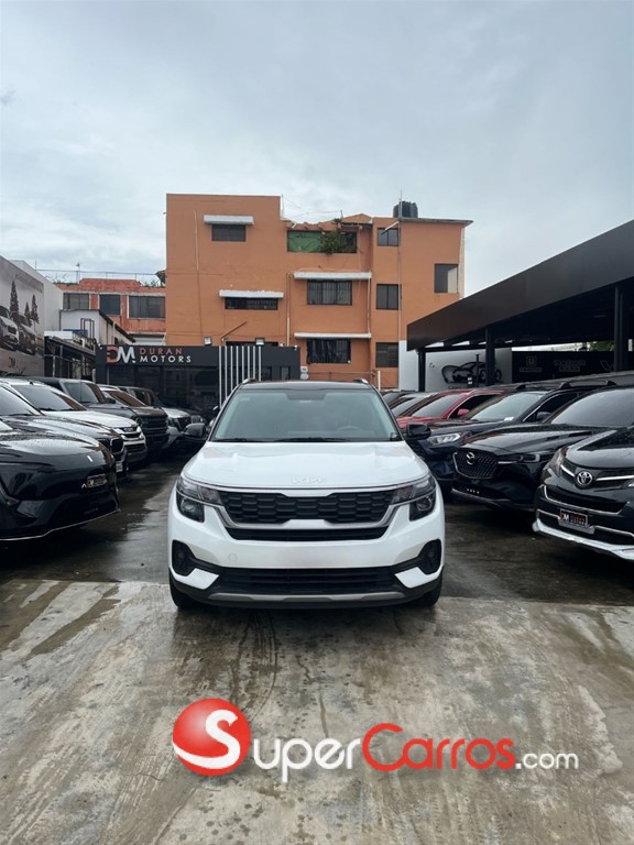 2023 Kia Seltos LX — foto 2 / 10