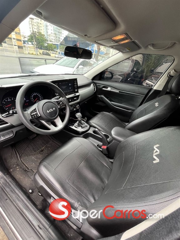 2023 Kia Seltos LX — foto 4 / 10