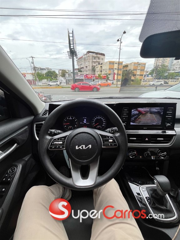2023 Kia Seltos LX — foto 6 / 10
