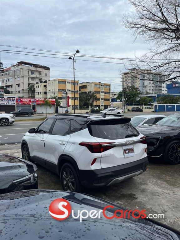 2023 Kia Seltos LX — foto 10 / 10