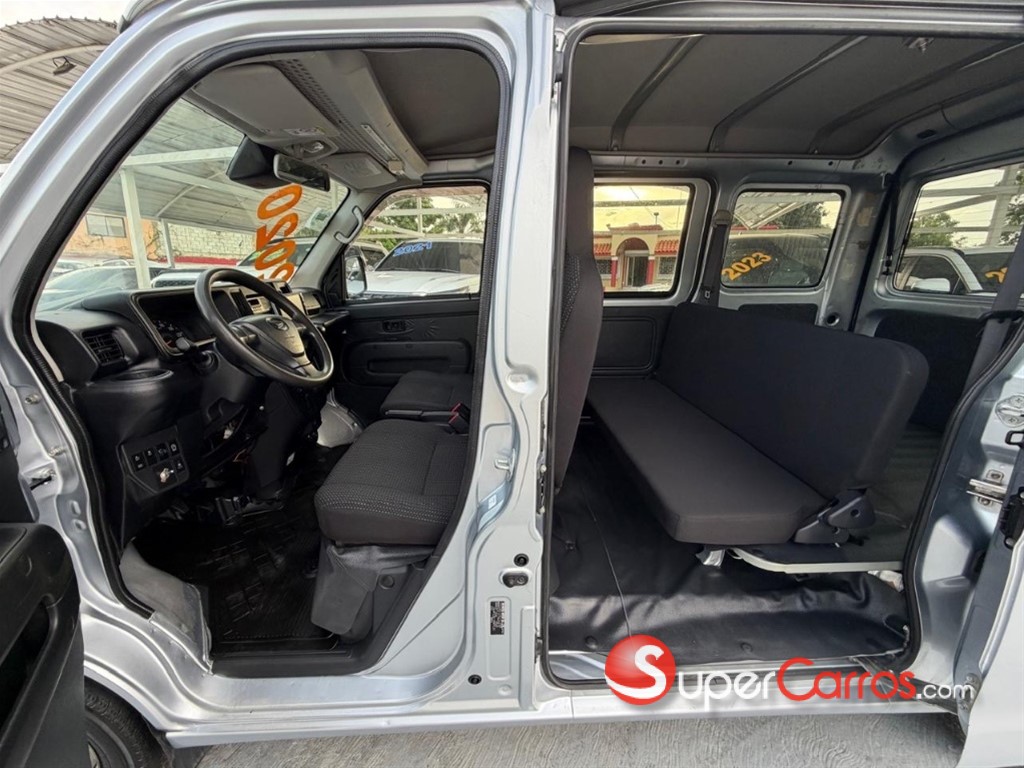 2020 Daihatsu Hijet — foto 7 / 8