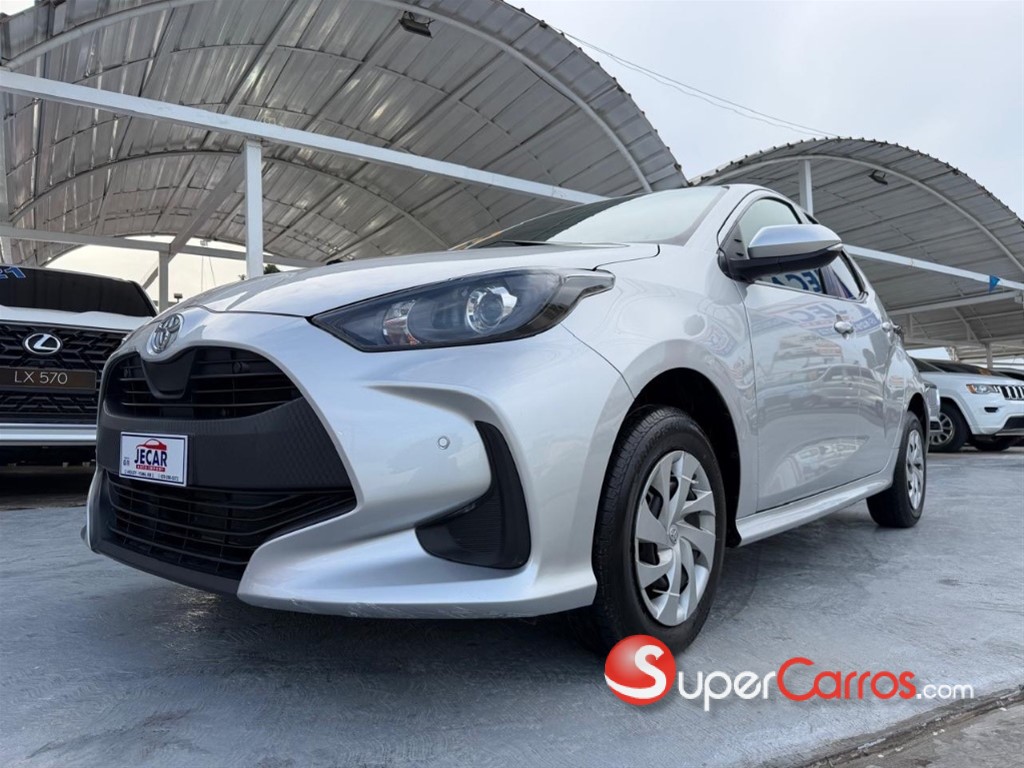 2020 Toyota Yaris — foto 4 / 10