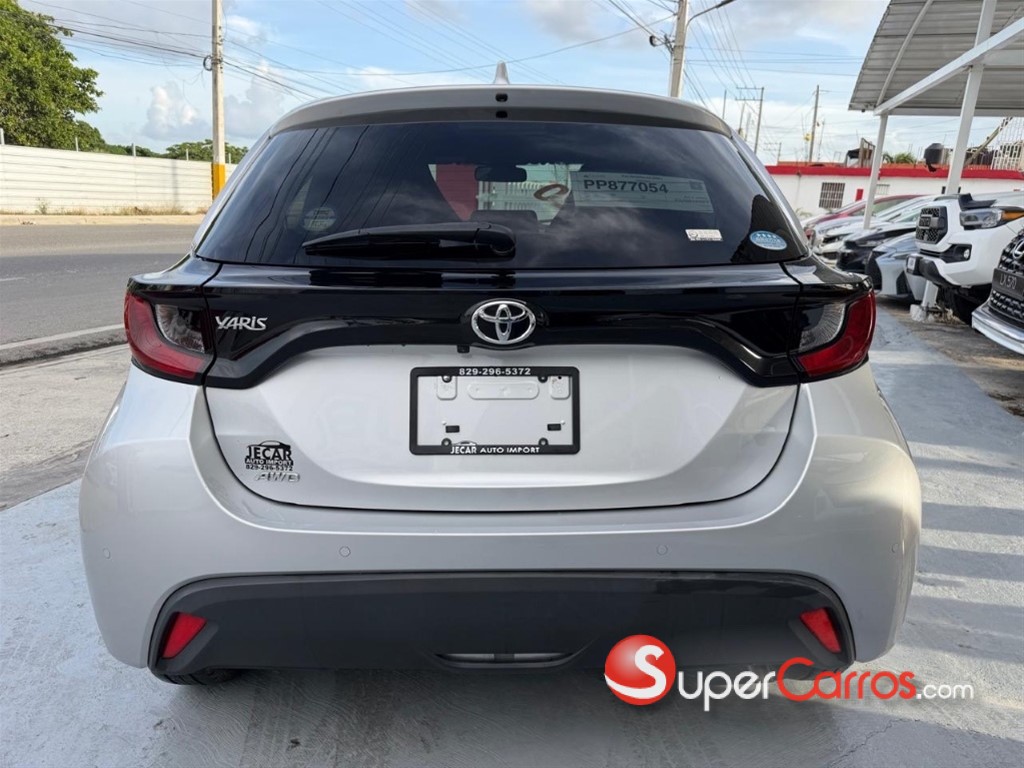 2020 Toyota Yaris — foto 5 / 10