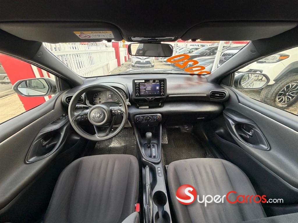 2020 Toyota Yaris — foto 9 / 10