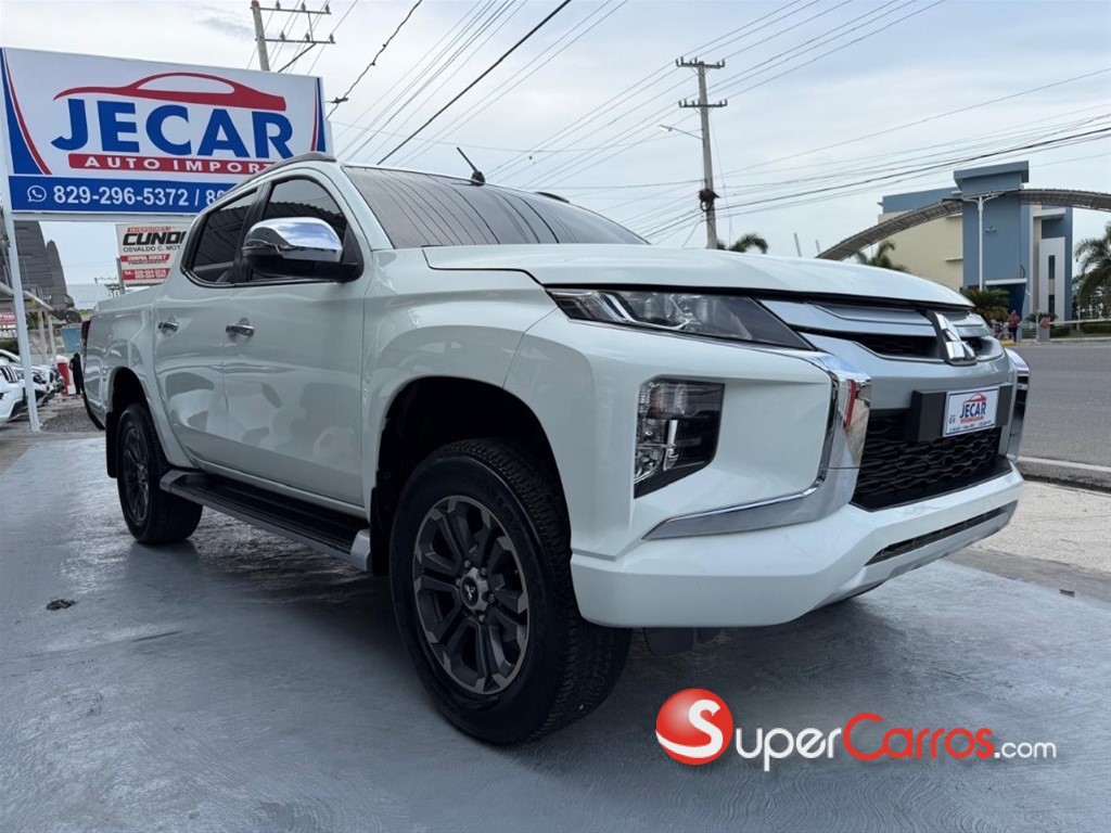2022 Mitsubishi Motors L 200 Sportero
