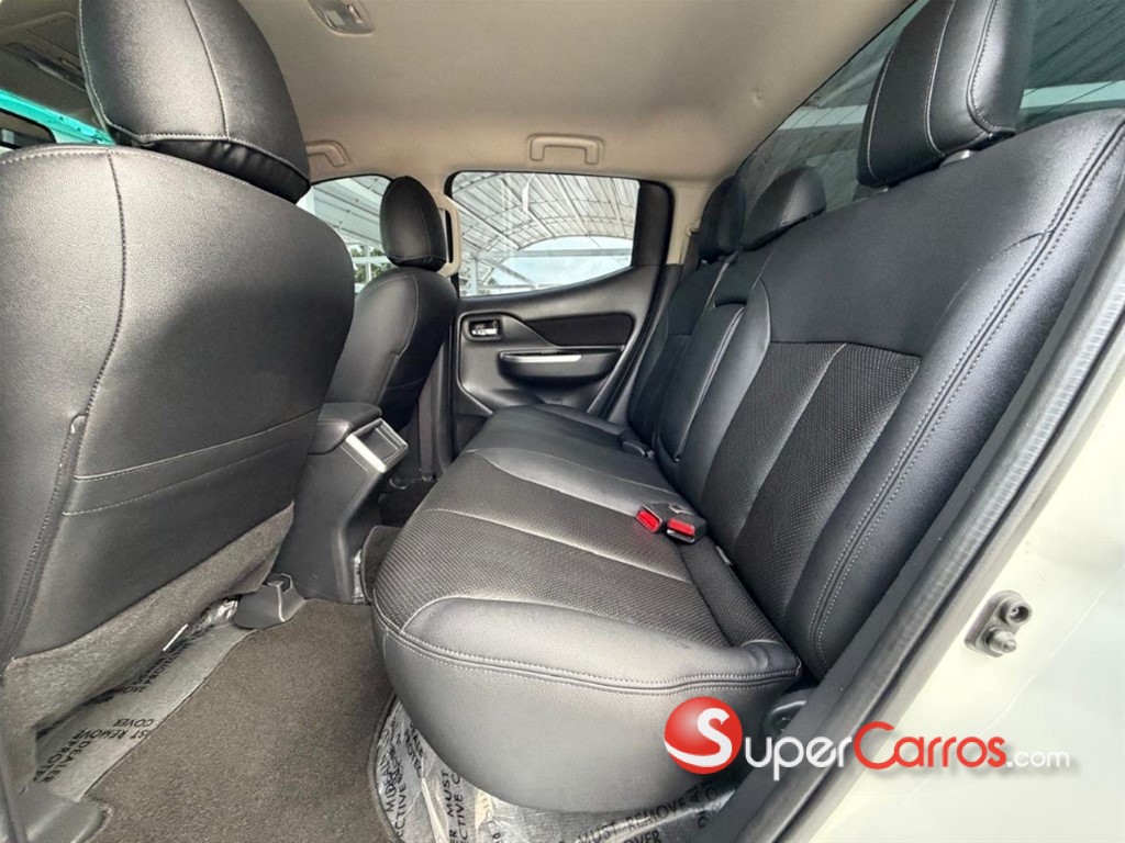 2022 Mitsubishi Motors L 200 Sportero — foto 9 / 11