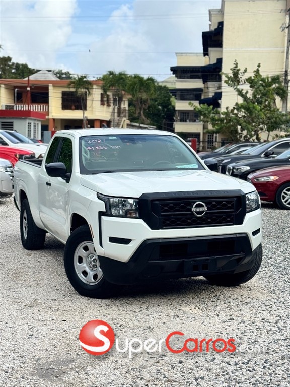 2024 Nissan Frontier LE