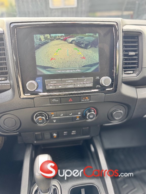 2024 Nissan Frontier LE — foto 8 / 9