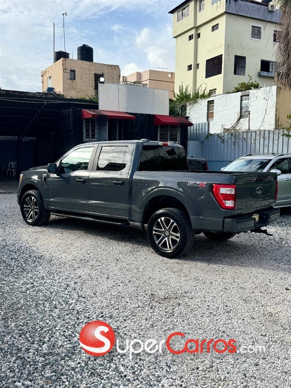 2021 Ford F 150 STX — foto 4 / 10