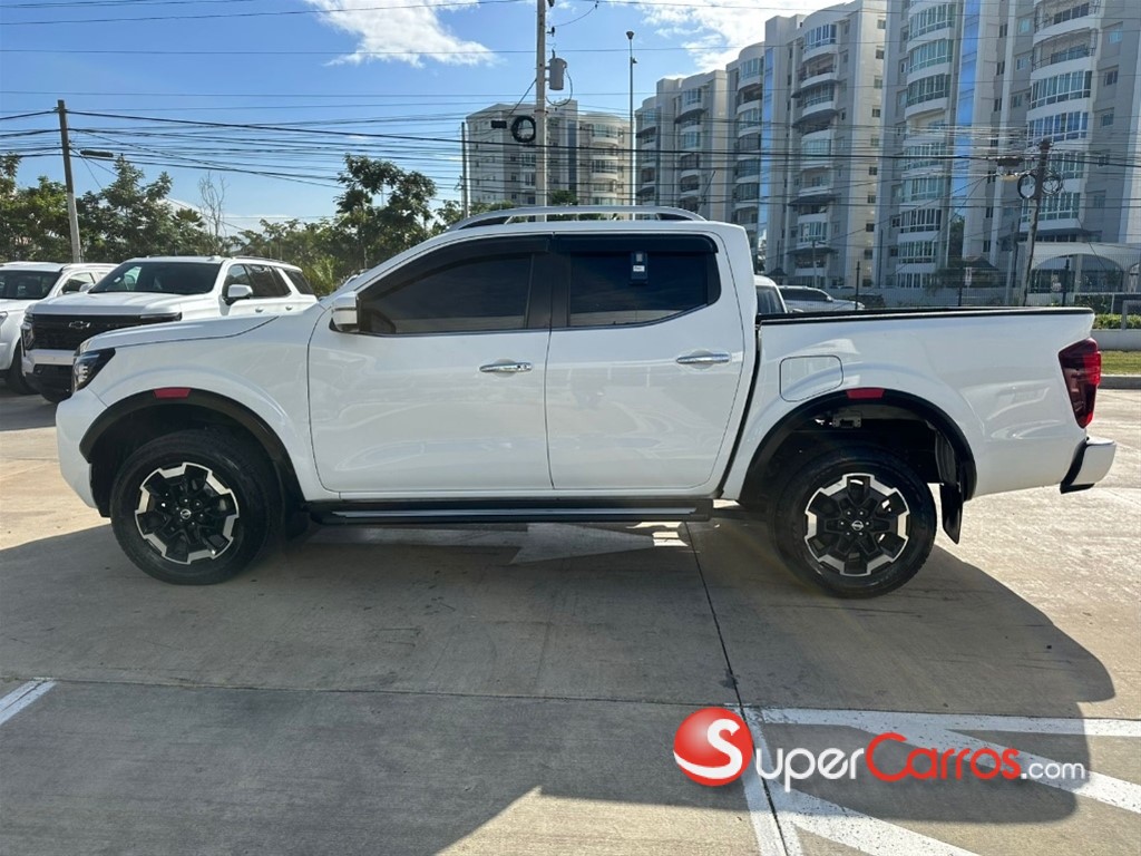 2023 Nissan Frontier LE — foto 4 / 12