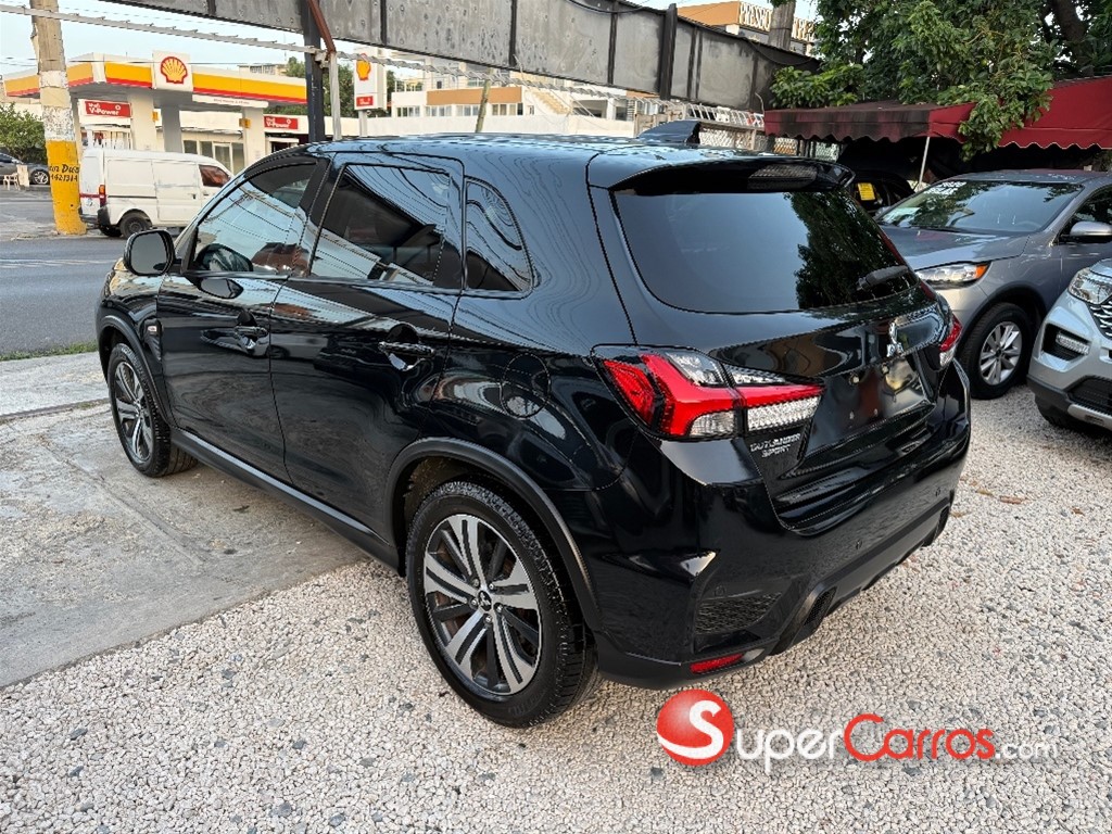 2021 Mitsubishi Motors Outlander Sport — foto 8 / 12