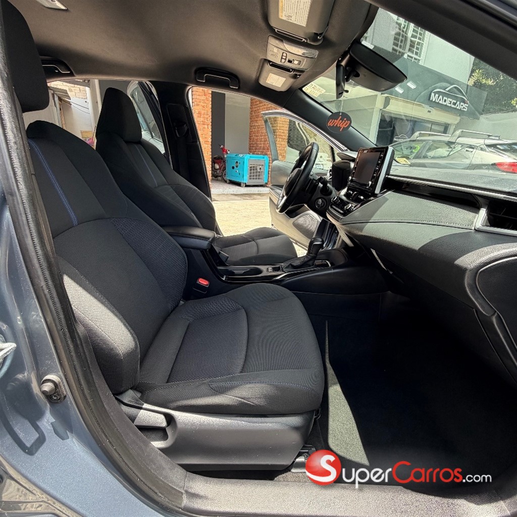 2021 Toyota Corolla SE — foto 10 / 11