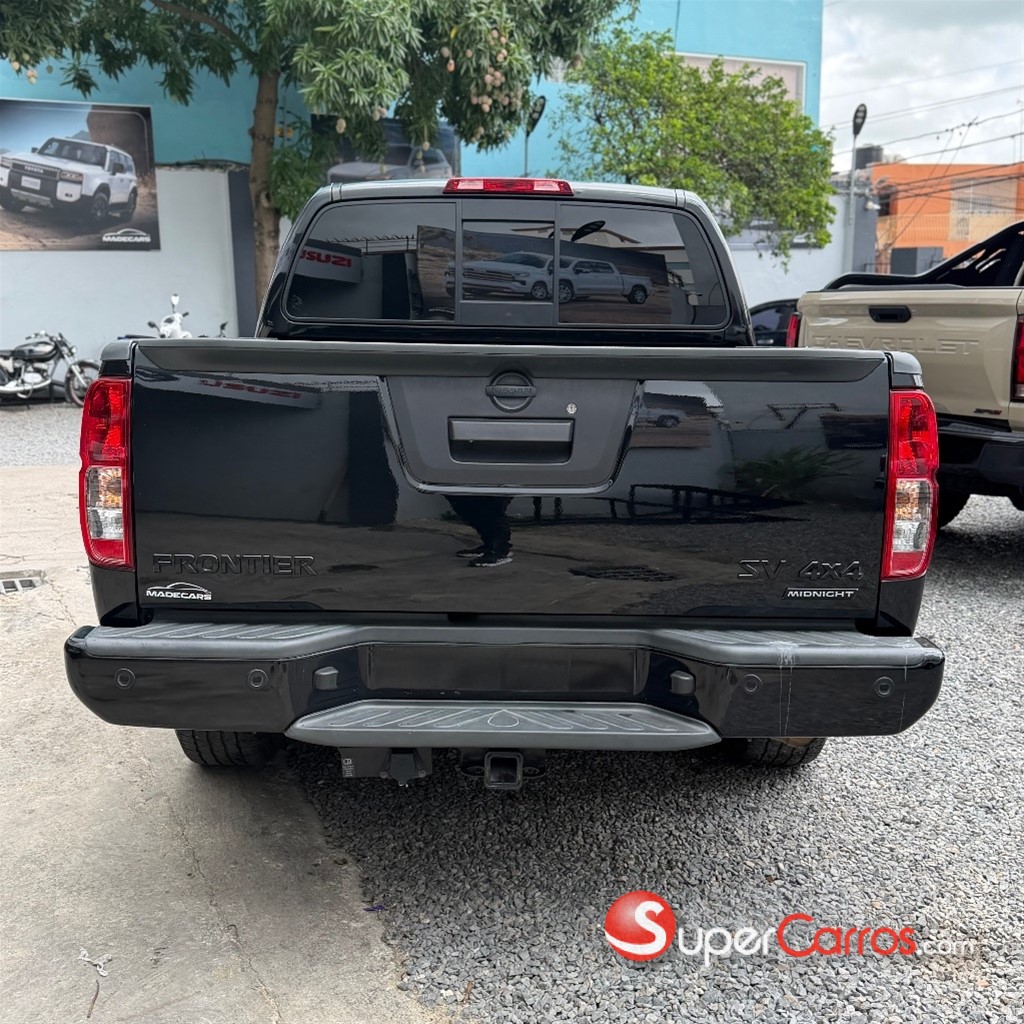 2020 Nissan Frontier SV — foto 6 / 9
