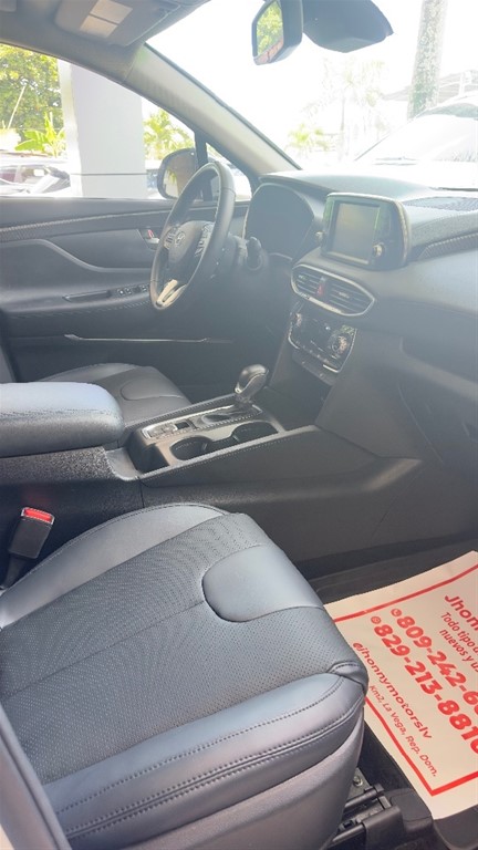 2020 Hyundai Santa Fe SE — foto 8 / 12