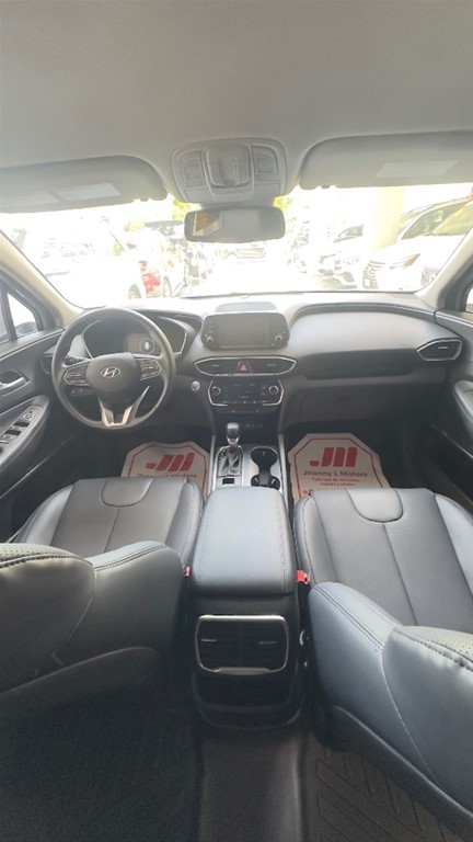 2020 Hyundai Santa Fe SE — foto 9 / 12