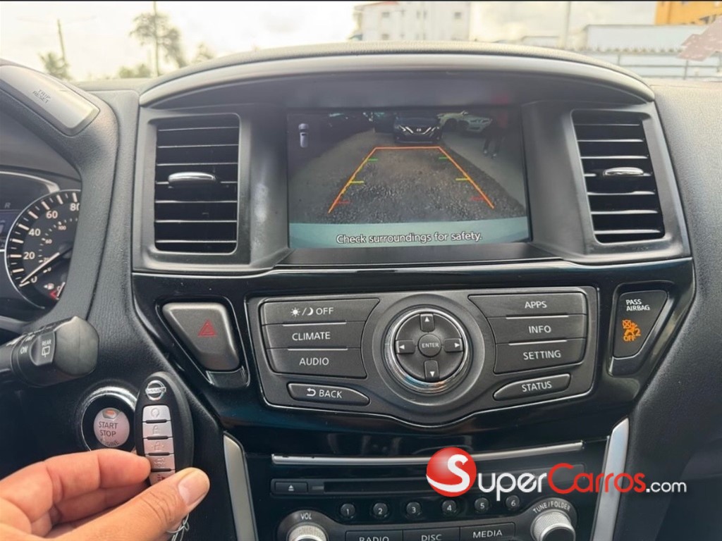 2019 Nissan Pathfinder — foto 5 / 10
