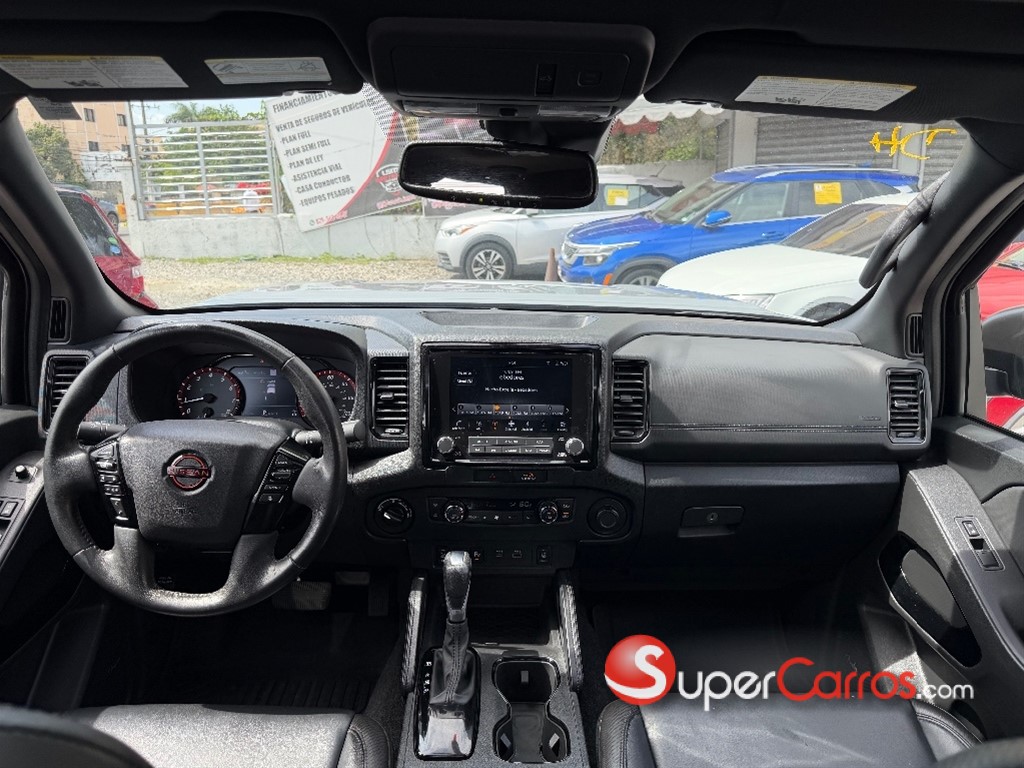 2022 Nissan Frontier Pro-4X — foto 10 / 12