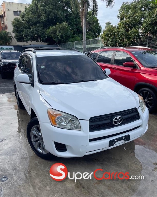 2010 Toyota RAV4 LE