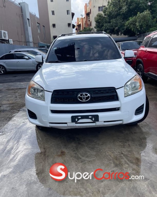 2010 Toyota RAV4 LE — foto 3 / 9