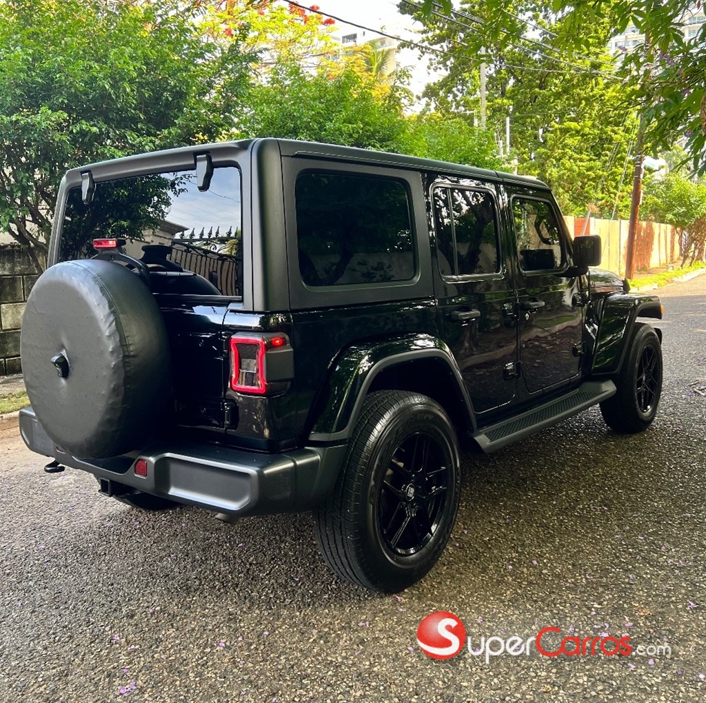 2023 Jeep Wrangler Sahara — foto 4 / 10