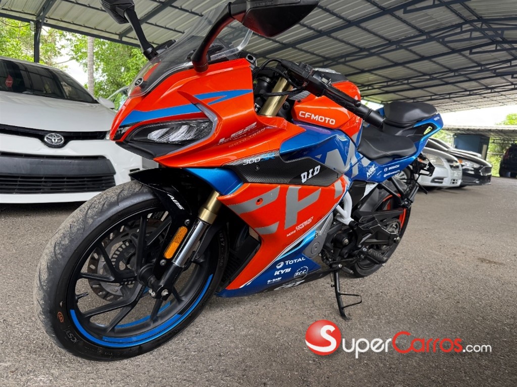 2023 CF Moto 300SR