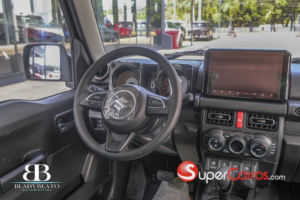 2027 Suzuki Jimny GLX — foto 7 / 12
